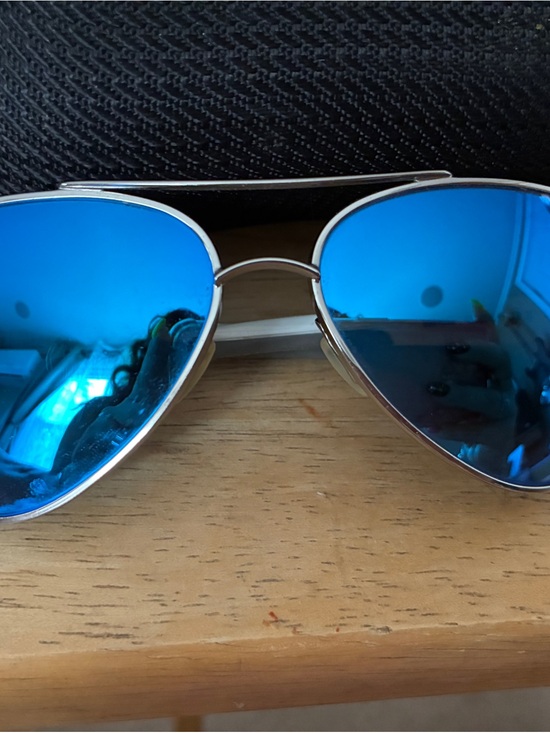 Costa Accessories - Costa Women's Loreto Aviator Sunglasses with Blue Mirrored Lenses